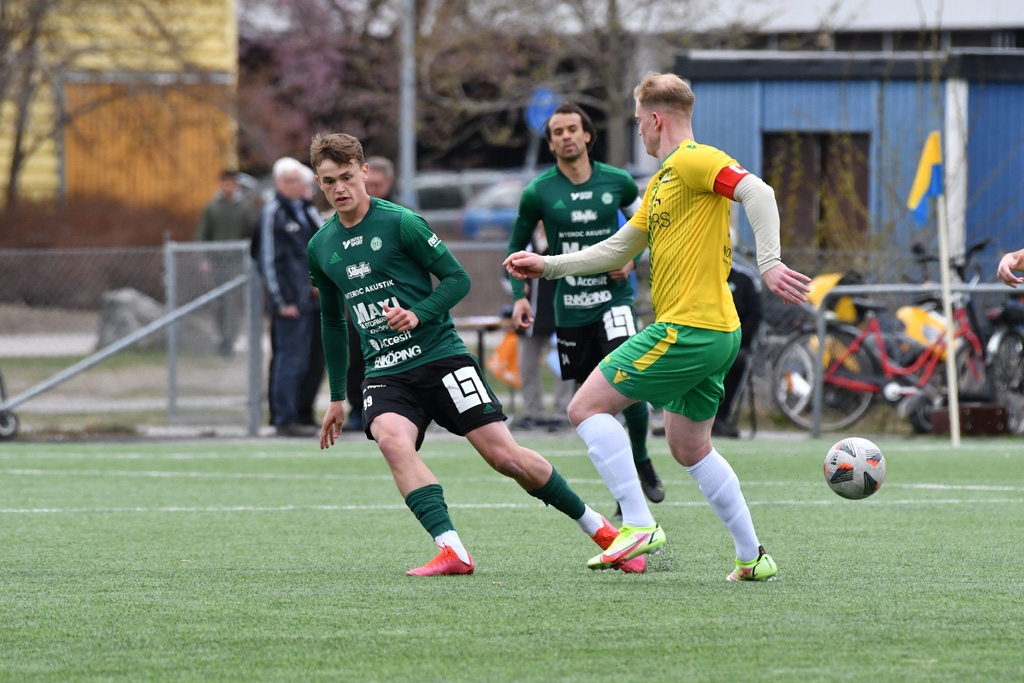 Möter division 3-lag hemma