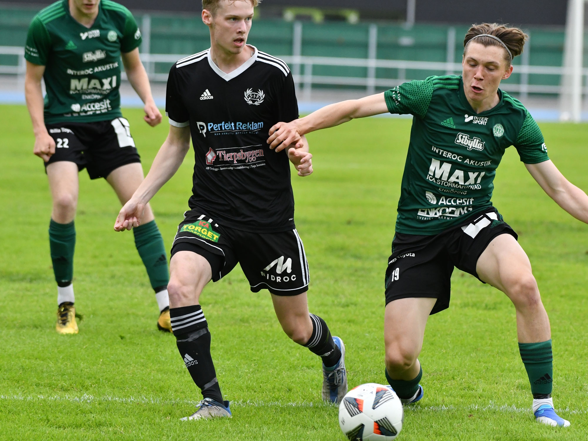 Tre poäng i seriepremiären!