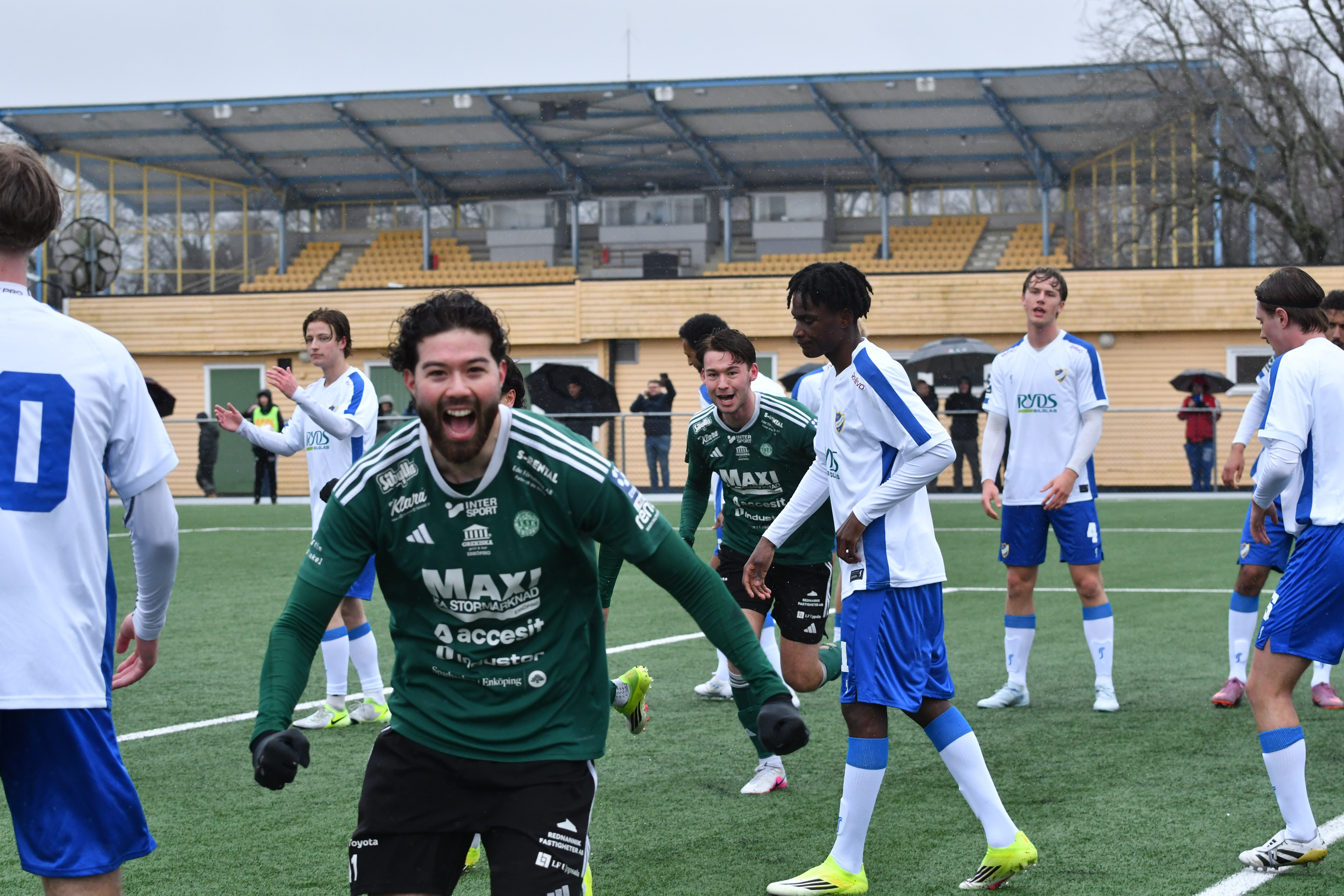 Ny stark halvlek bakom segern